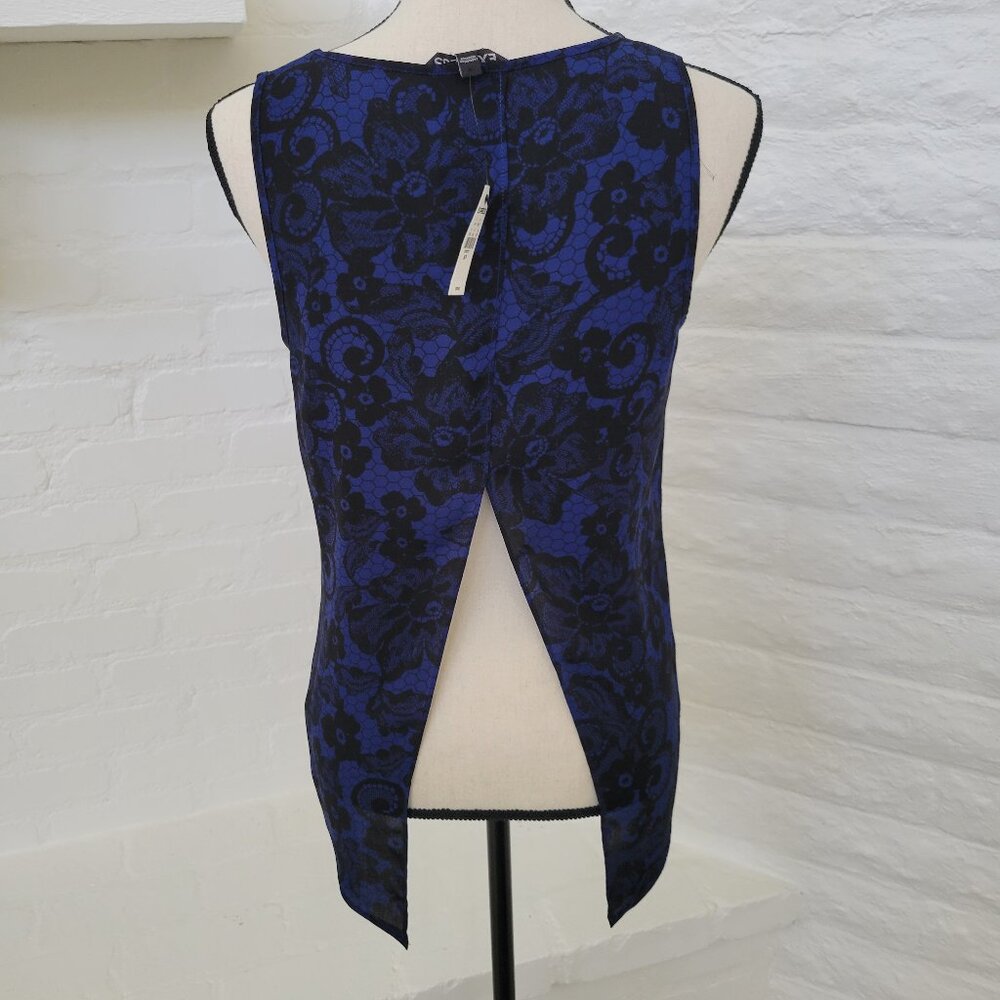 Express Tank Top Womens Small Blue Black Back Slit Navy Floral Sleeveless - Picture 5 of 7